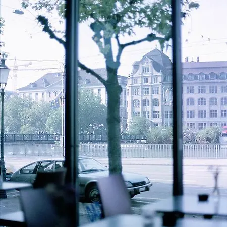 Hotel Limmatblick 3*